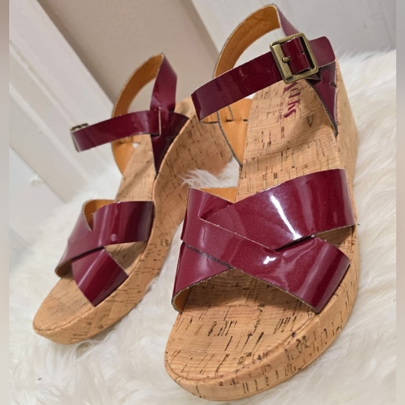 Kork Ease Leather Strappy Red Wedge Sandals With Back Strap Women's Size 9M🌴 - Picture 8 of 8